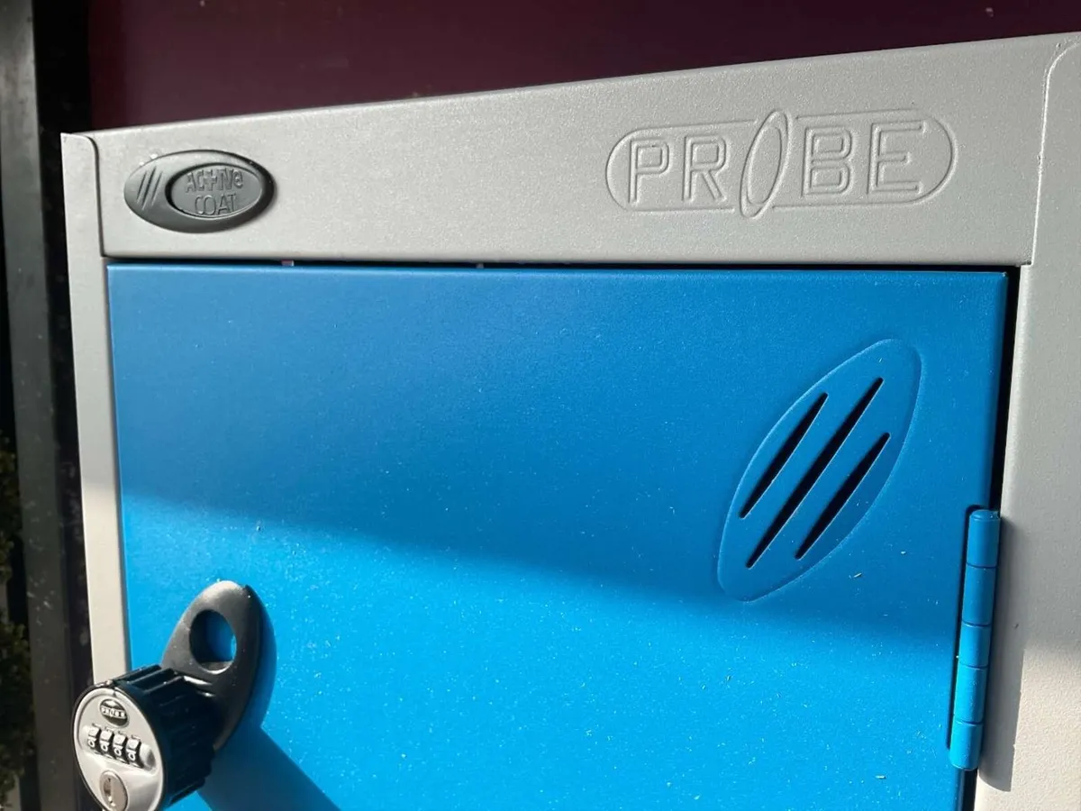 Probe 4 compartment personnel locker digi lock - Image 2
