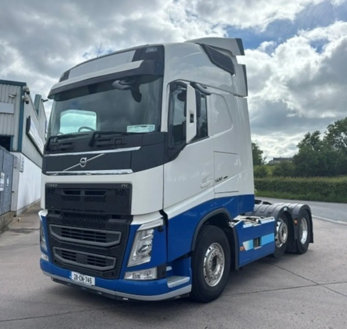 2021 Volvo FH 500 6x2 Tractor Unit - Image 2