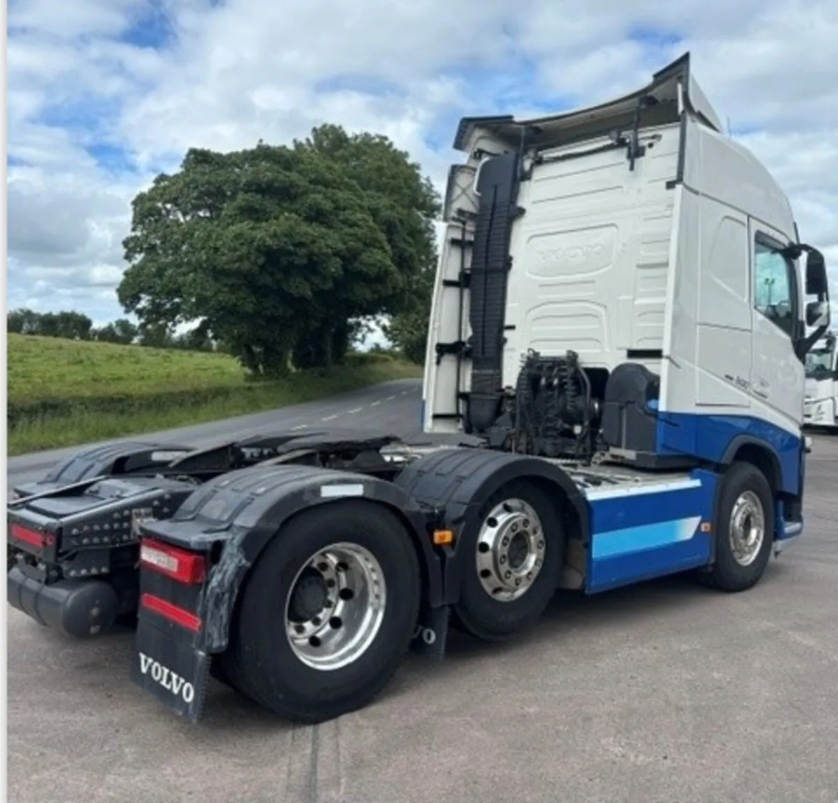 2021 Volvo FH 500 6x2 Tractor Unit - Image 3