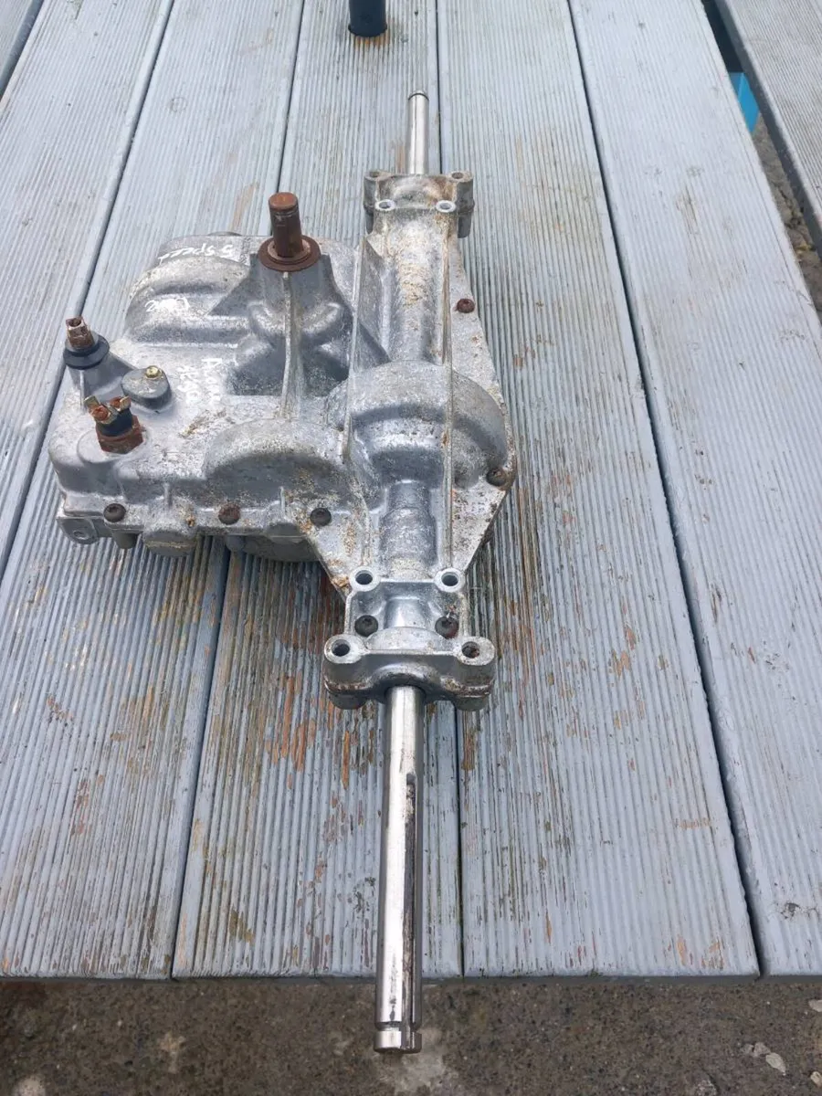 Alpine/stiga manual gearbox for sale - Image 2