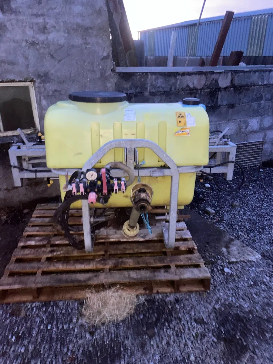 Gaysa 400 Ltr sprayer - Image 1