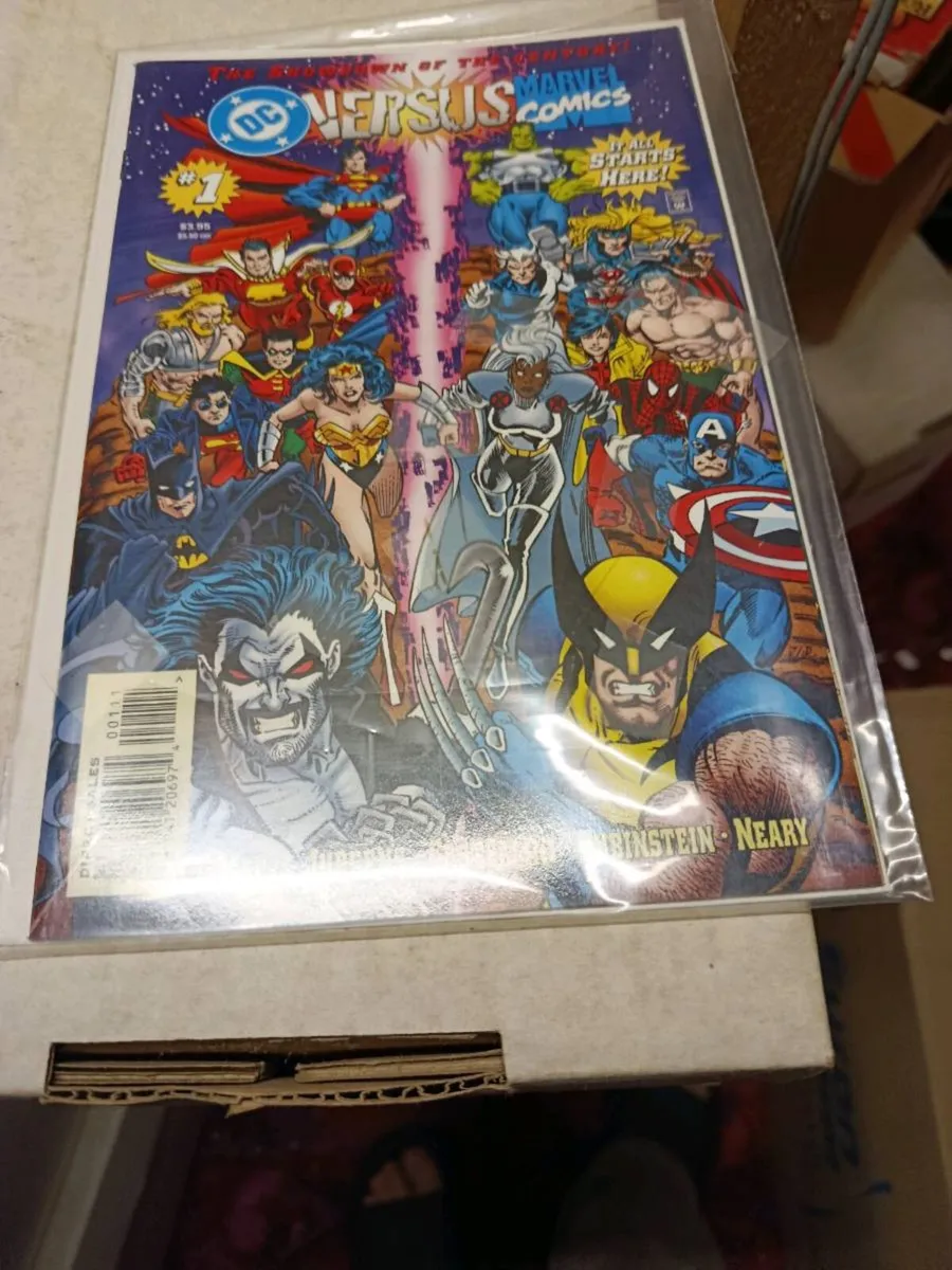 DC v marvel - Image 1