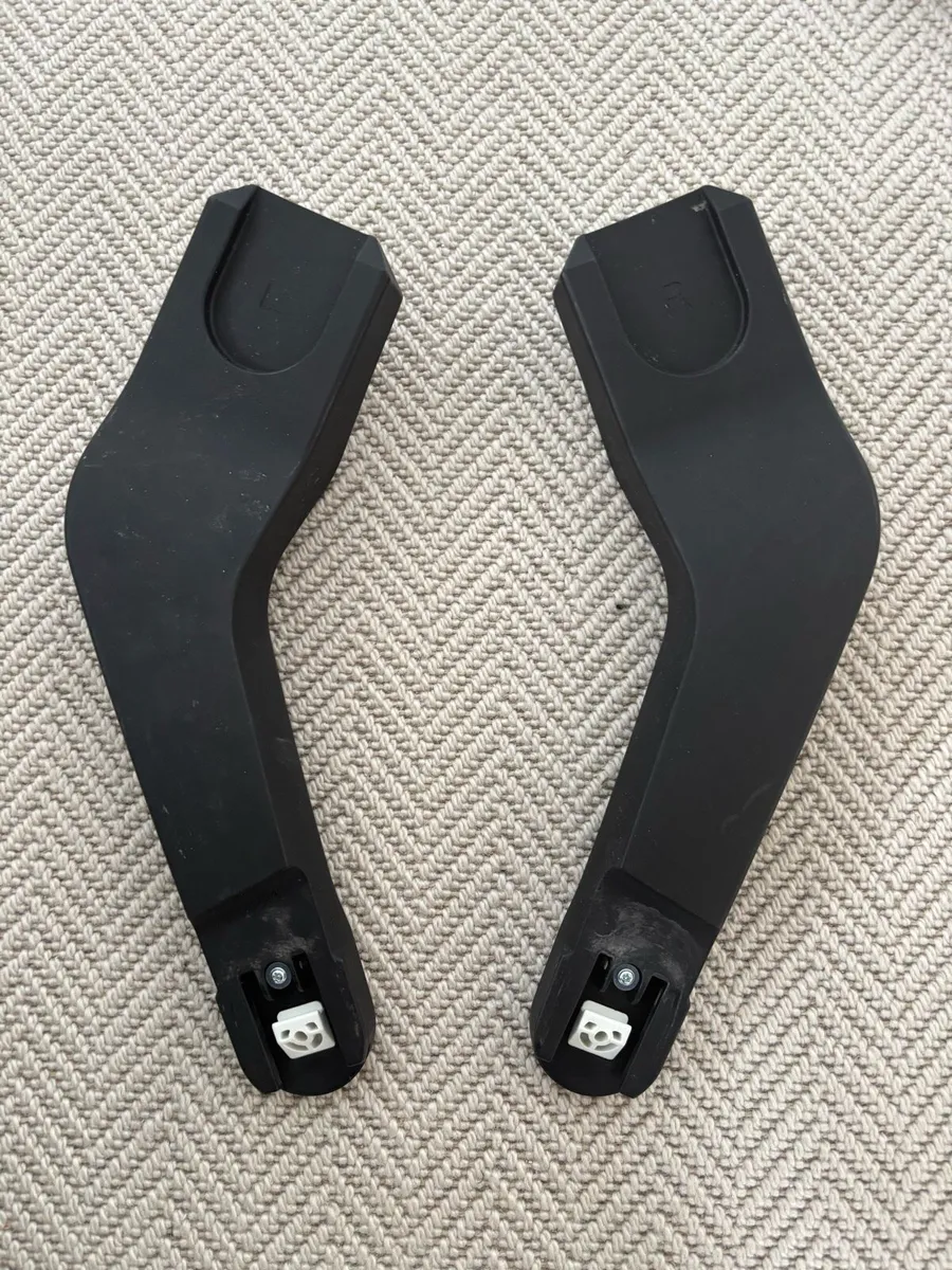 Bugaboo butterfly car seat adapter - Image 1
