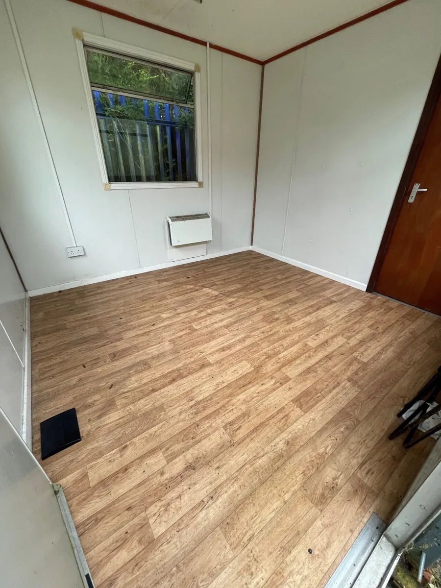 20ft x 10ft Cabin - Image 3