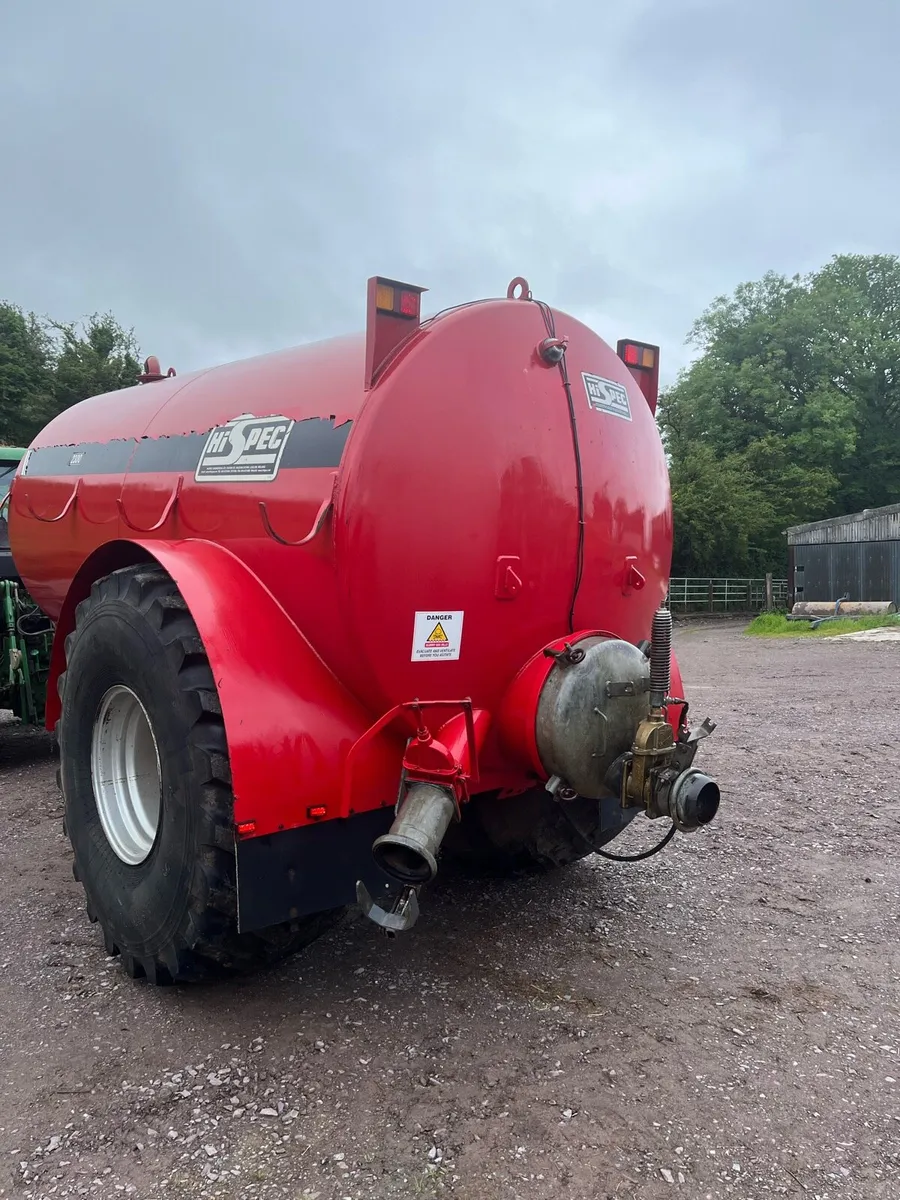 Hi Spec 2300 gallon tank - Image 2