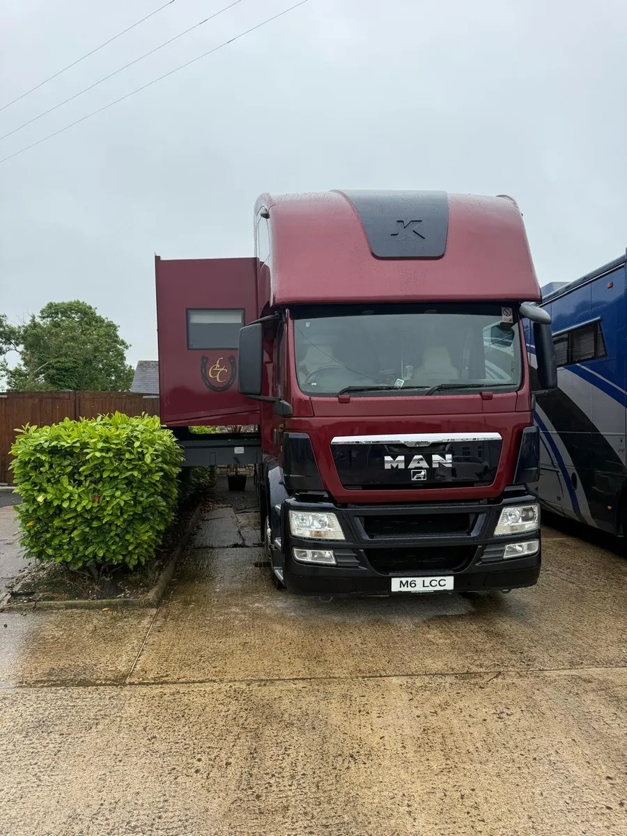 2017 MAN TGS 18 400 - Image 2