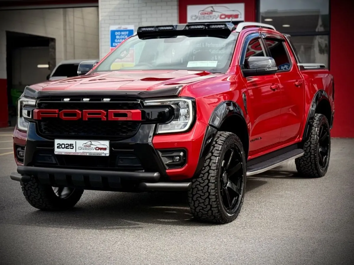 Ford Ranger WILDTRAK ECOBLUE 3.0 V6 // LUCID RED M - Image 4