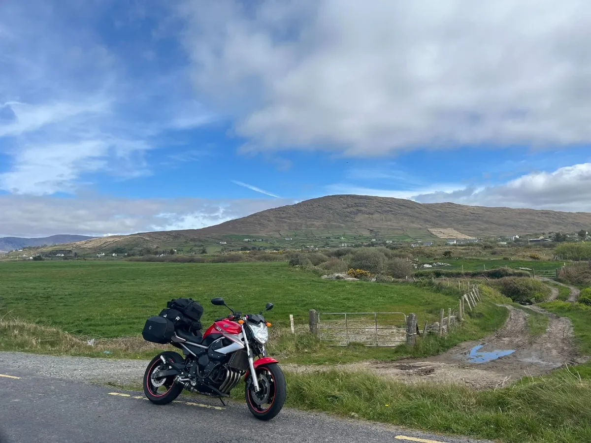 YAMAHA XJ6N 2013 - Image 2