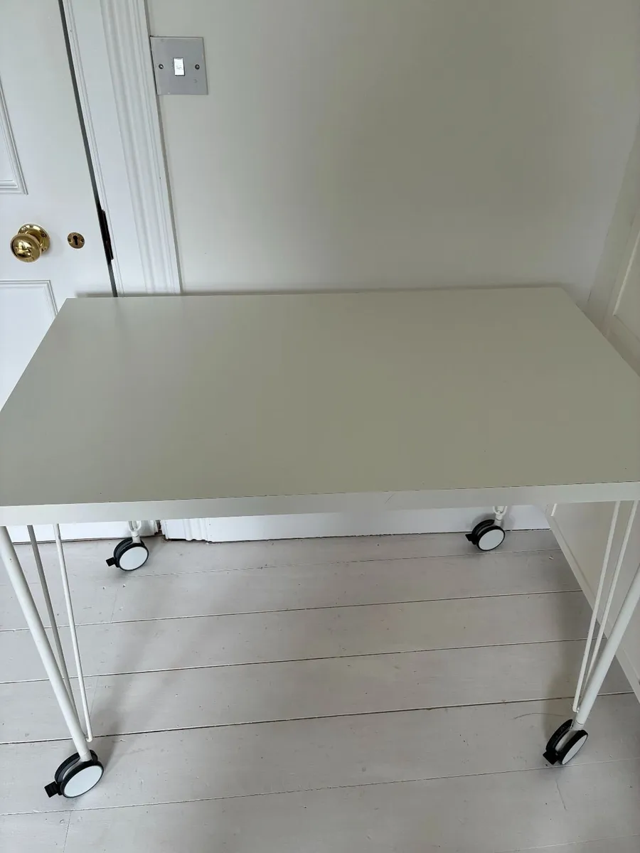 Office Desk - Image 1