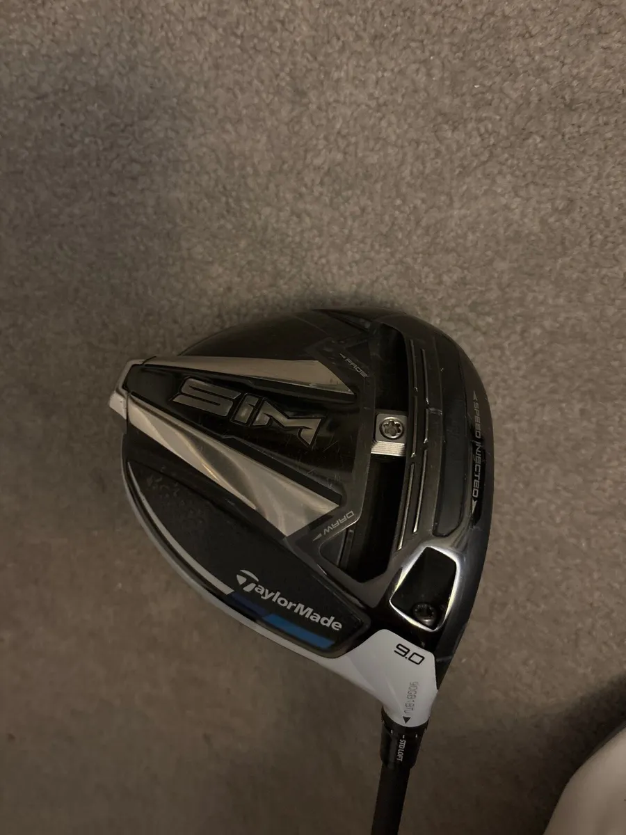 Taylormade Sim Driver Stiff Flex - Image 1