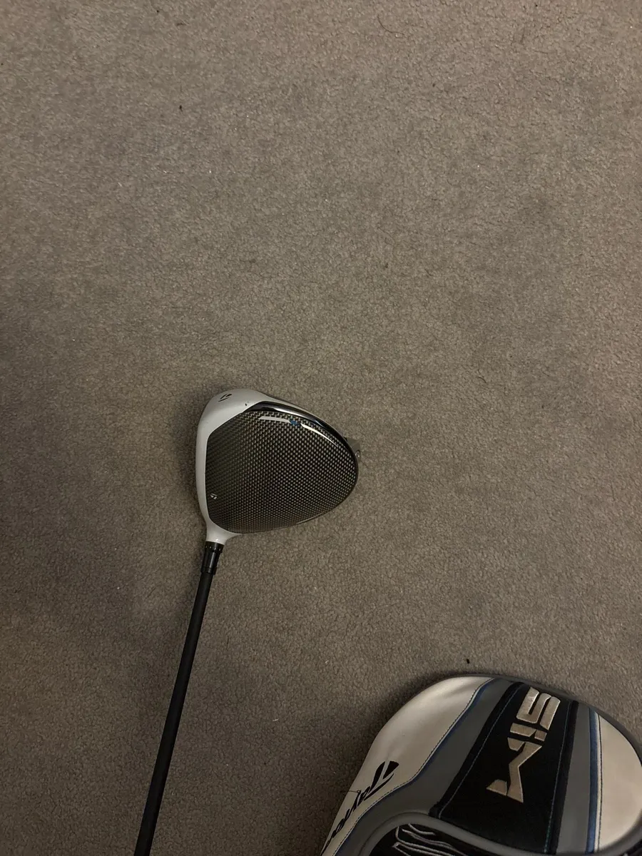 Taylormade Sim Driver Stiff Flex - Image 2
