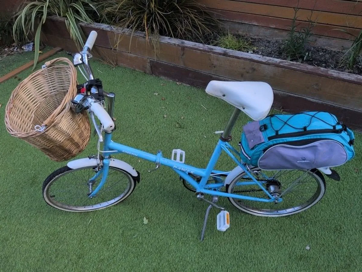 Vintage Bicycle - Image 3