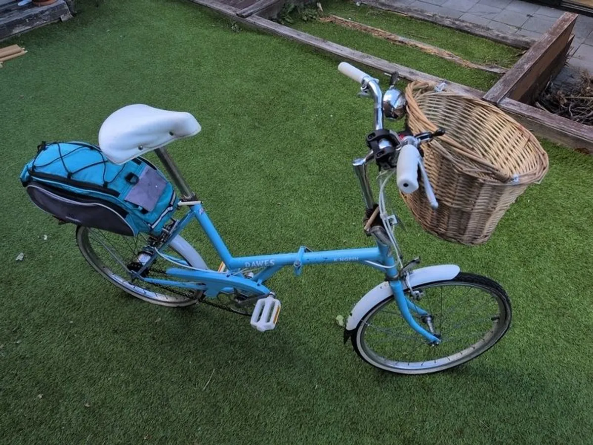 Vintage Bicycle - Image 4