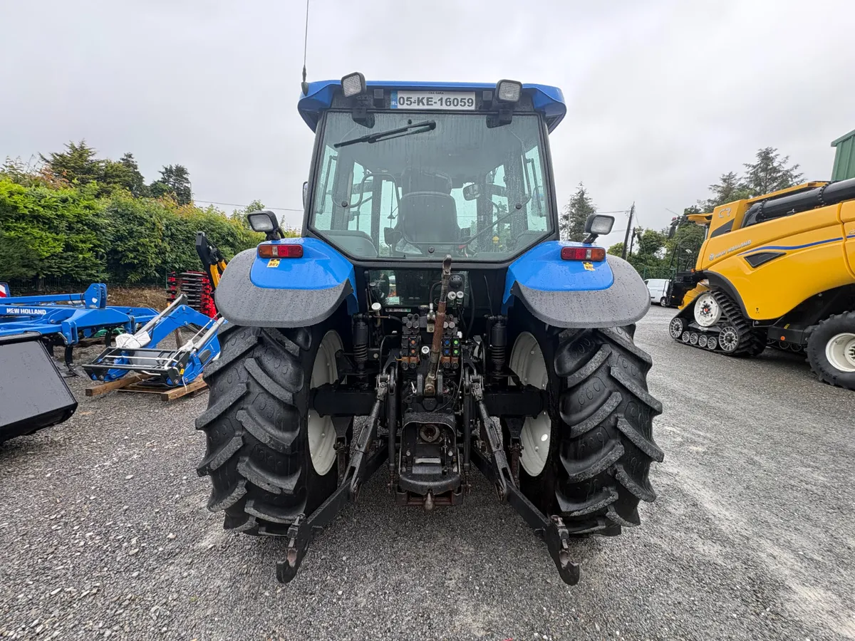 NEW HOLLAND TM140 - Image 3