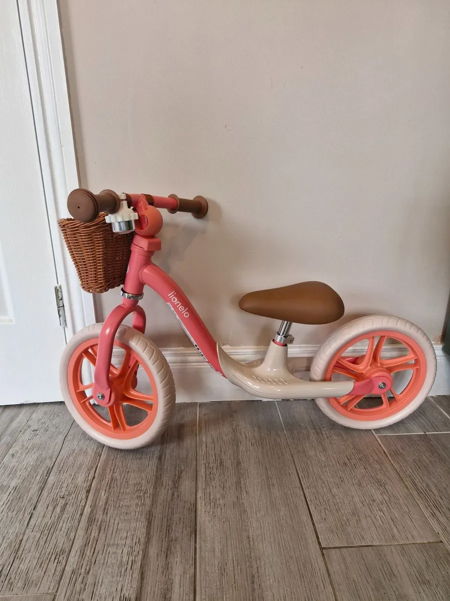 Balance Bike - Image 2