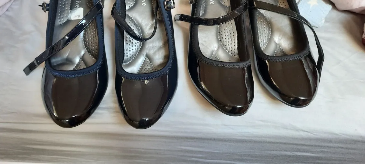 Ladies footwear- size 3 - 2 pairs- only worn once - Image 1