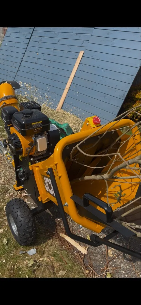100mm JCB wood chipper - Image 2