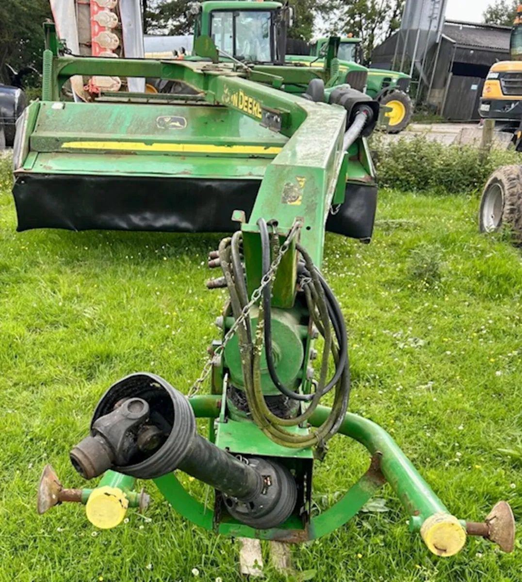 John Deere 530 Conditioner Mower - Image 2