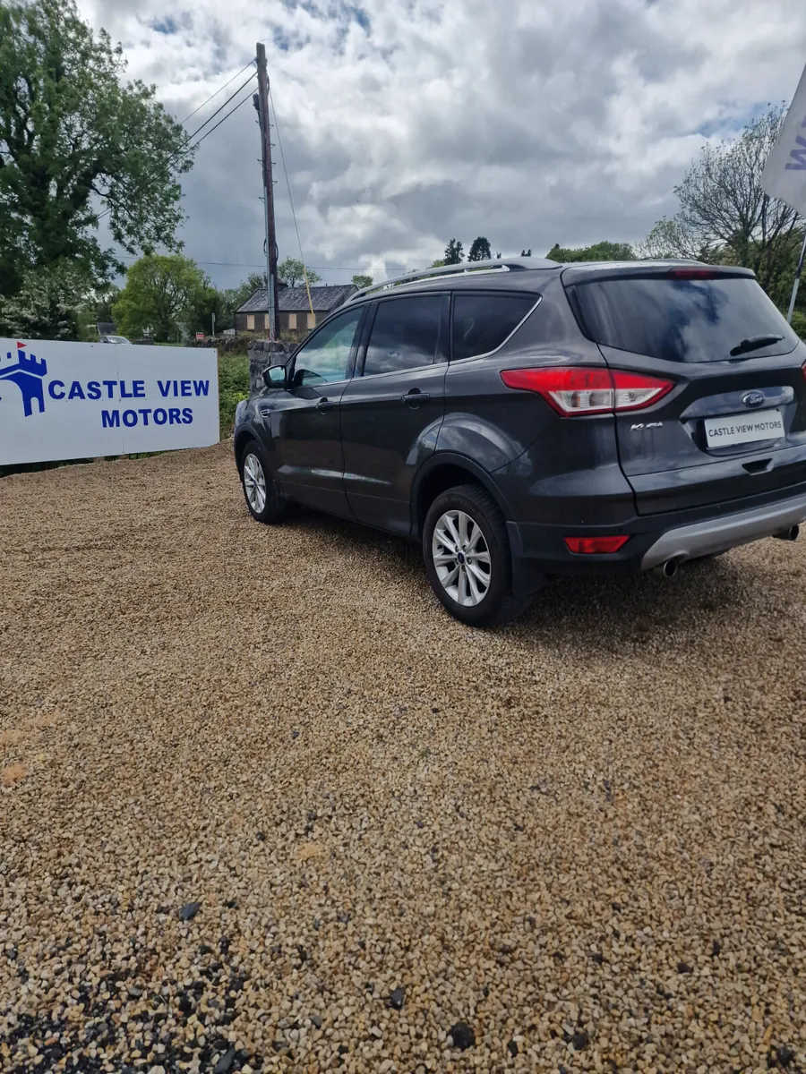16 Ford Kuga Diesel Crew Crab New doe - Image 3