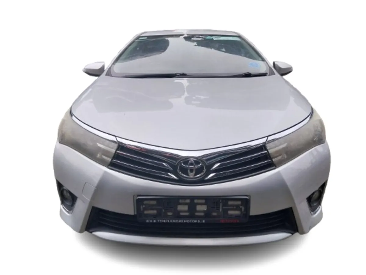 2015 TOYOTA COROLLA For Breaking/Dismantling - Image 2