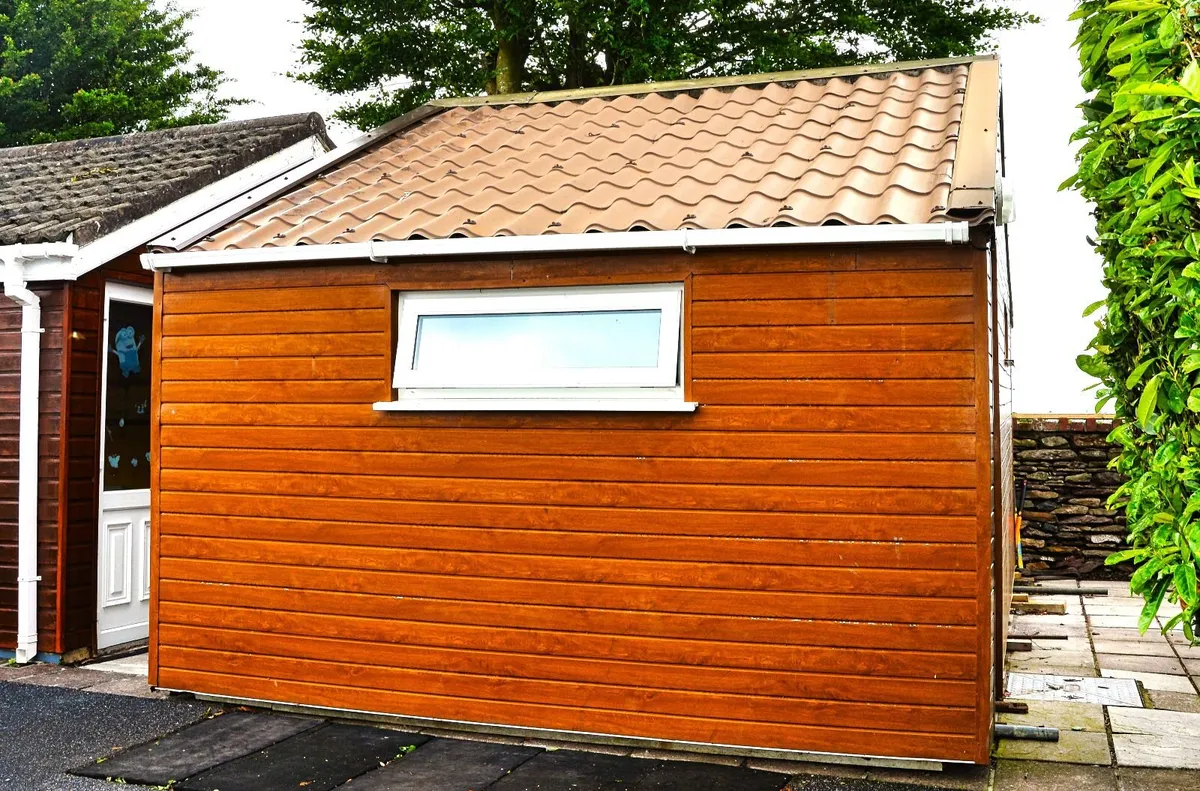 Fully Wired Freestanding Room For Sale - Image 3