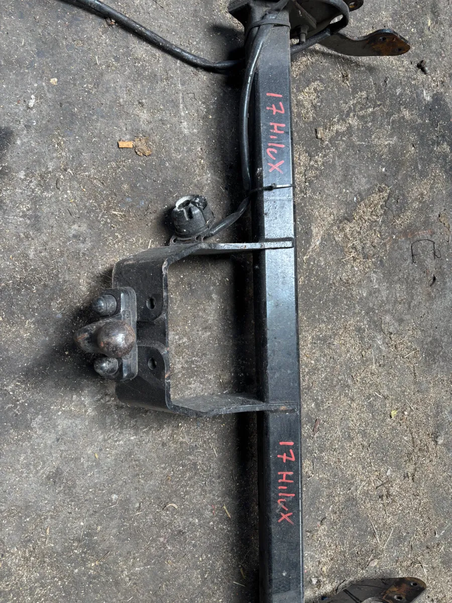 2018 Hilux Towbar