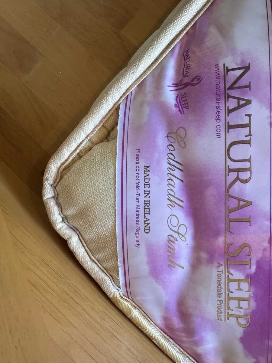 5’ bed & mattress - Image 4