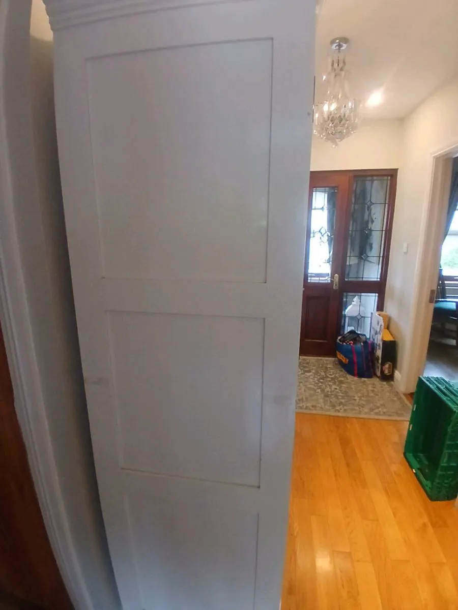 Wardrobe - Image 2