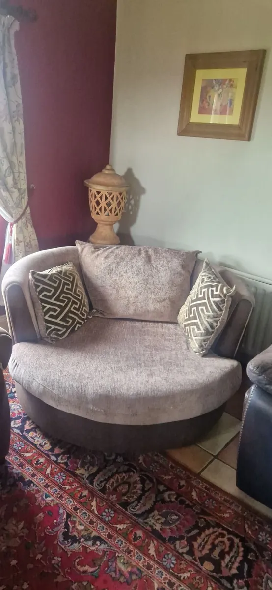Sofa - Image 3