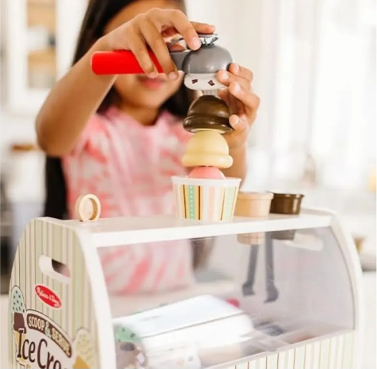 Melissa & Doug Wooden Ice Cream Counter - Image 4