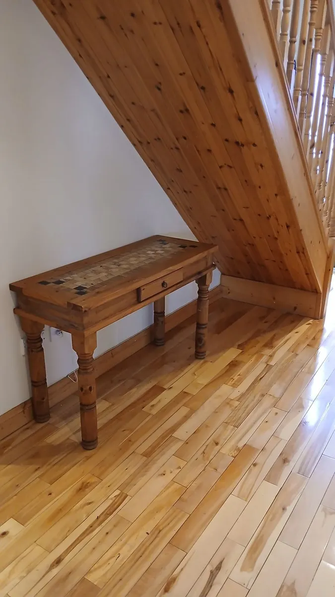 Table - Image 1
