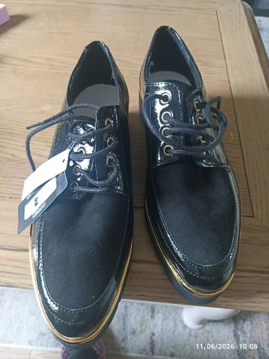 Ladies shoes - Image 1