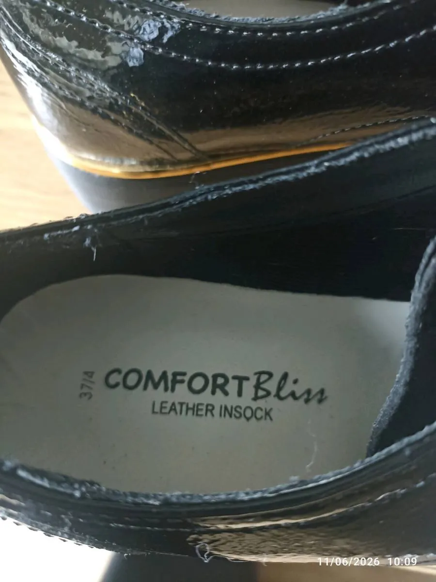 Ladies shoes - Image 4