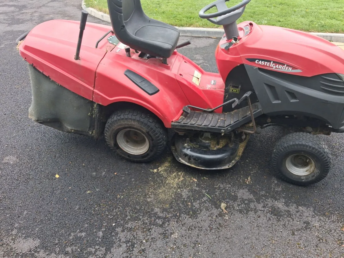 Castelgarden XT160 HD Ride-On Mower - Image 4