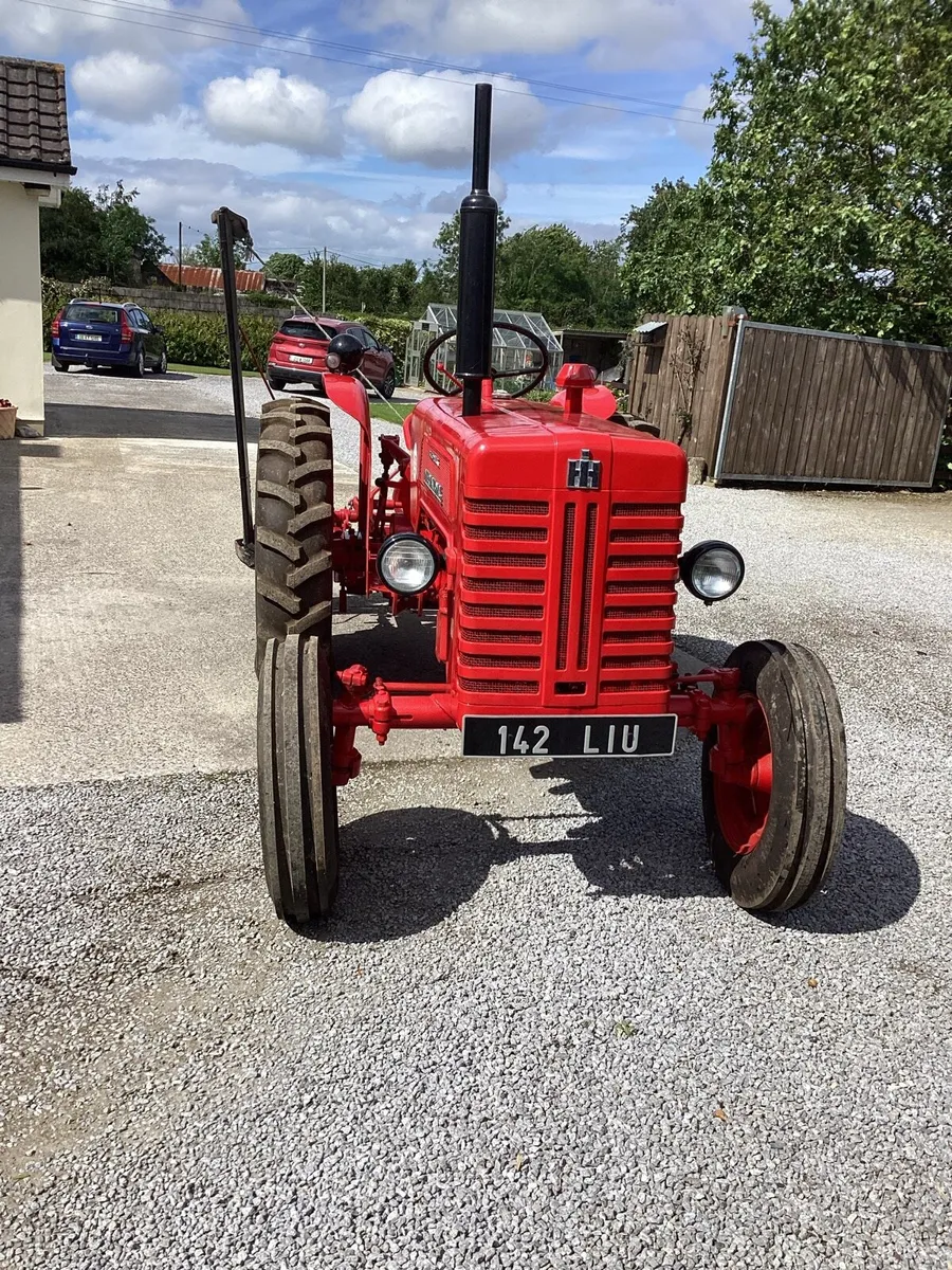 Vintage tractor - Image 2