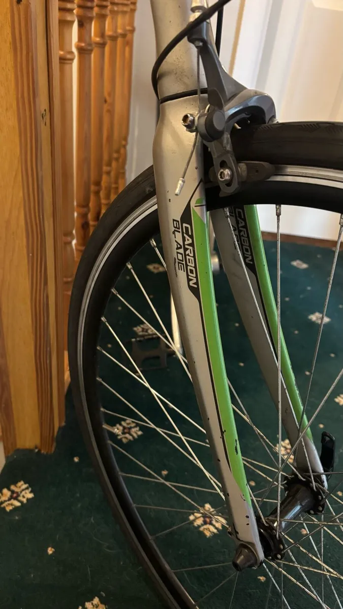 Road Bike Carrera Vanquish - Image 3