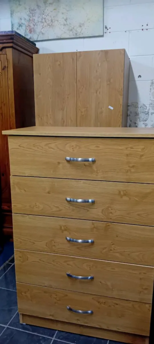 Oak Effect Wardrobe And Chest Of Drawers - Image 2