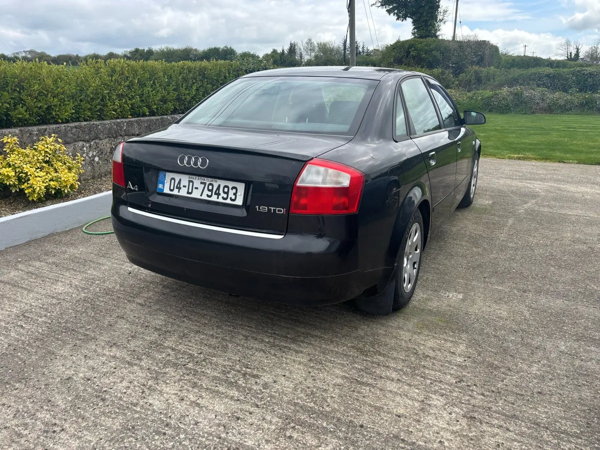 Audi A4 - Image 2