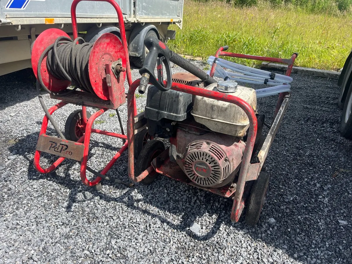3000 psi  Honda power washer - Image 2