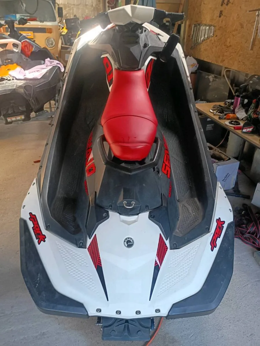 Jetski seadoo 90 HP spark 36 hours - Image 1
