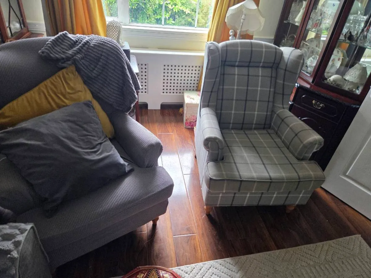 Armchair - Image 1