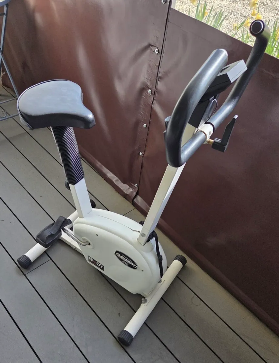 Exercise bike - Image 1