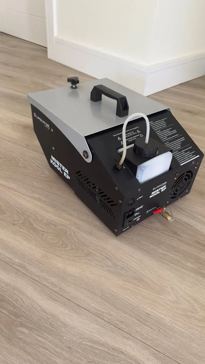 *SAVE €125* Mister Kool EP Low Lying Fog Machine - Image 1