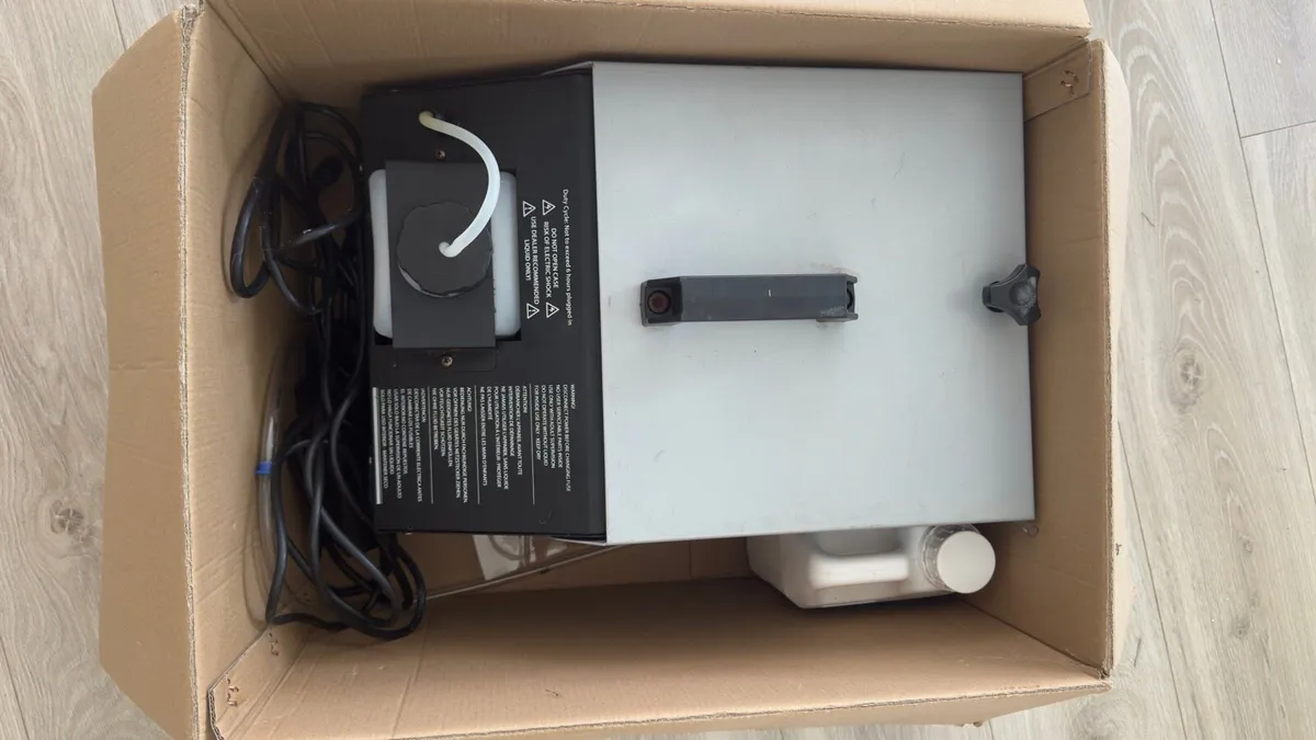 *SAVE €125* Mister Kool EP Low Lying Fog Machine - Image 4