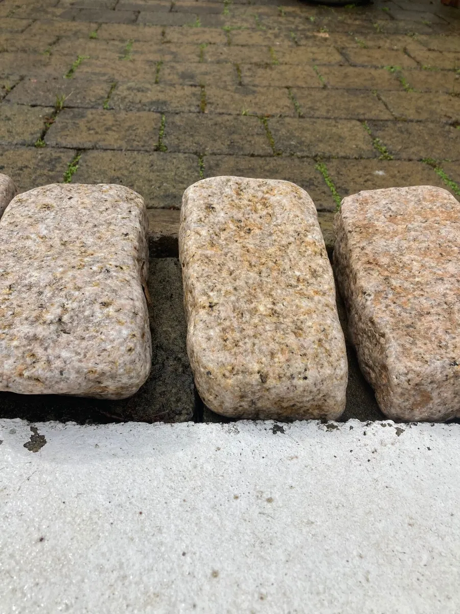 Cobble stones - Image 2