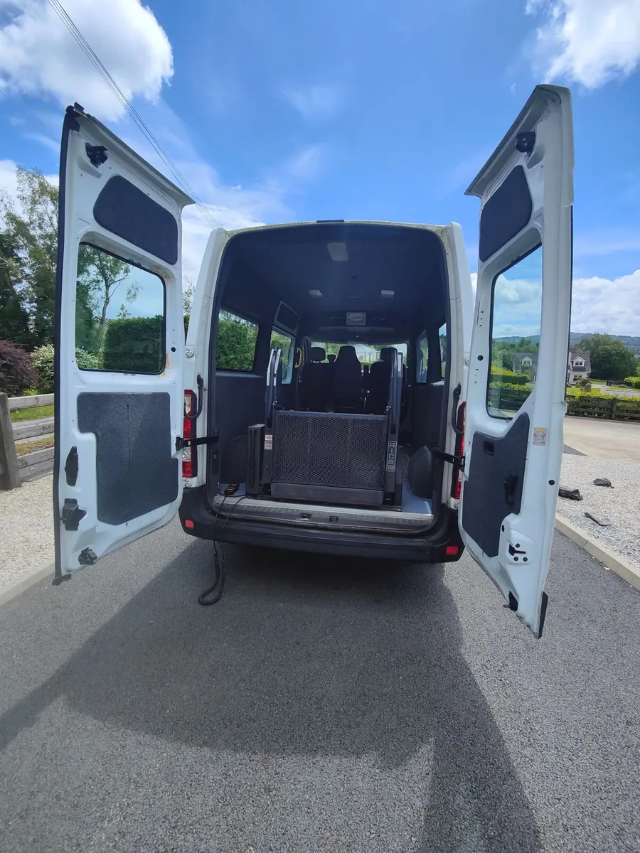 2016  9 seater wheelchair bus - Image 3
