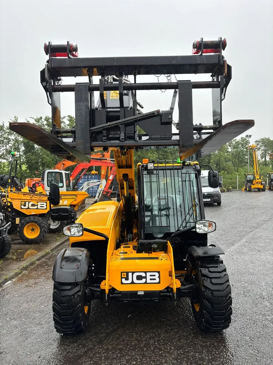 Jcb 525-60 2023 230Hours Only !! - Image 4