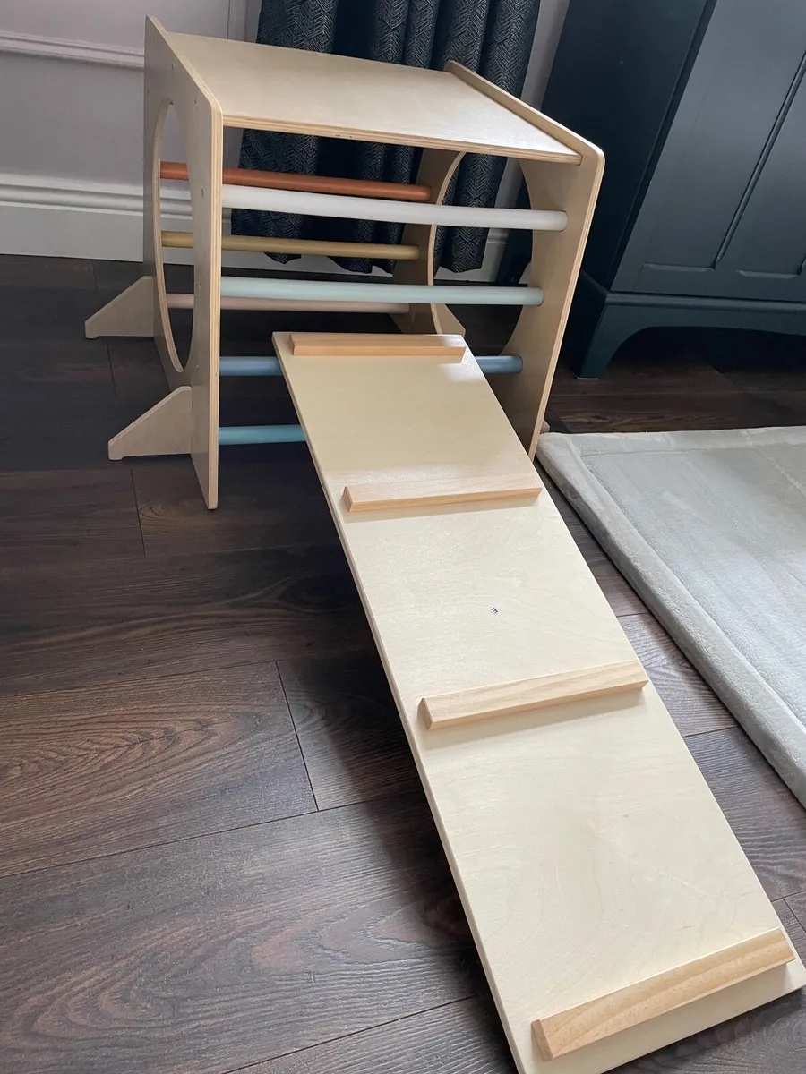 Climbing activity for babies - Image 2