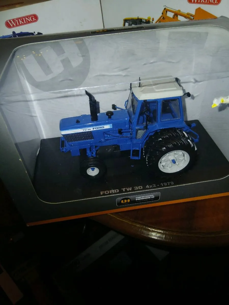Ford tw 30