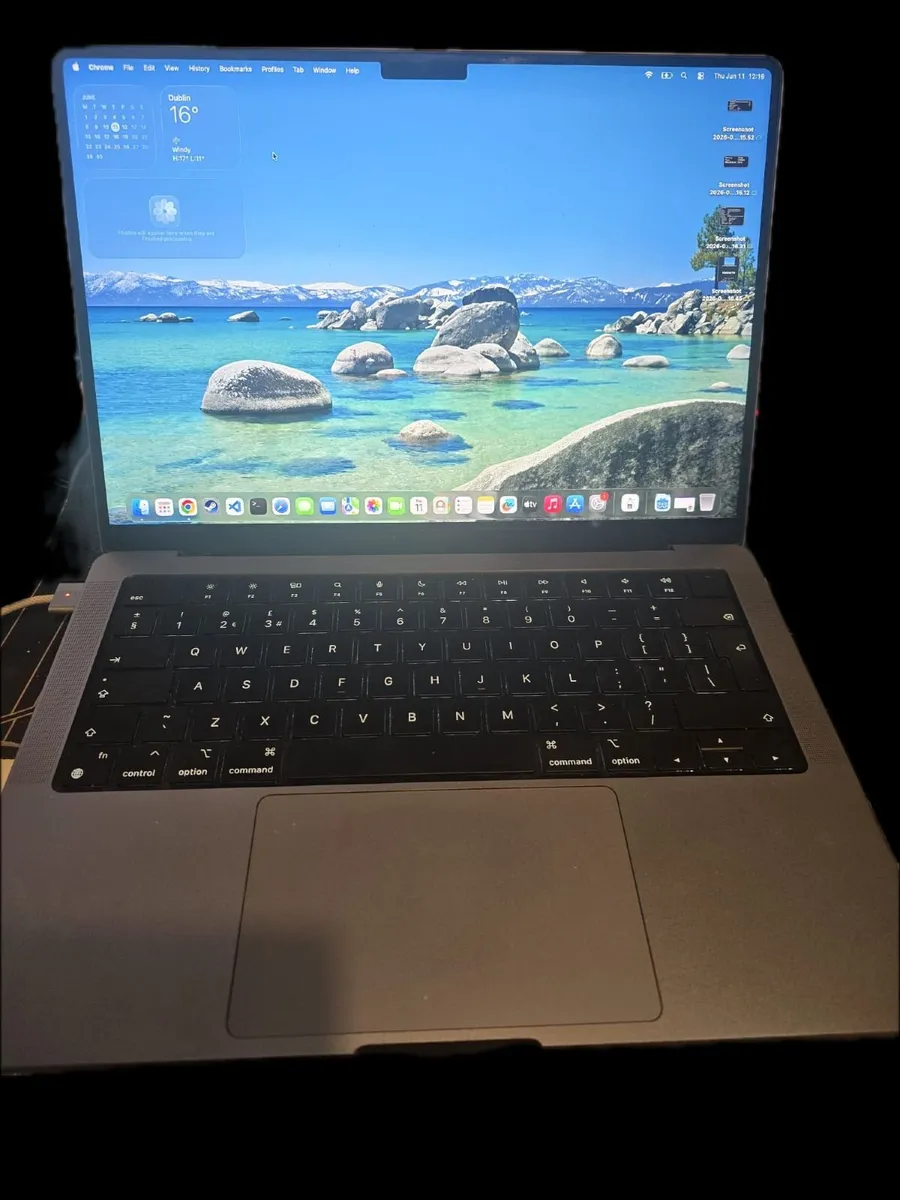 Macbook Pro 2023 14" - Image 1